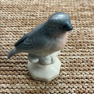 Vintage Blue Bird Figurine by Gerald Porzellan Bavaria Western Germany 3”H 3”W